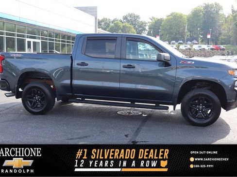 Used 2019 Chevrolet Silverado 1500 Custom Trail Boss w/ Custom Convenience Package AWD/4WD image 1