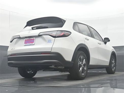 New 2026 Honda HR-V LX image 32