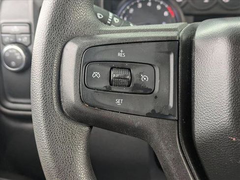 Used 2020 Chevrolet Silverado 1500 Custom w/ Custom Value Package image 11