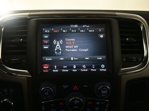 Used 2018 RAM 2500 Laramie AWD/4WD image 26
