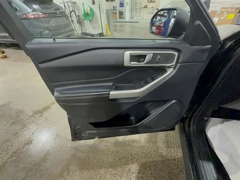 Certified 2023 Ford Explorer XLT w/ Equipment Group 202A image 11