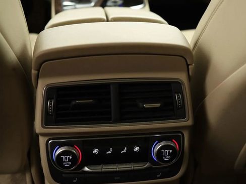 Used 2018 Audi Q7 3.0T Prestige w/ Prestige Package image 35