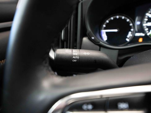 Used 2025 MAZDA CX-50 AWD 2.5 Hybrid w/ Premium Pkg image 13