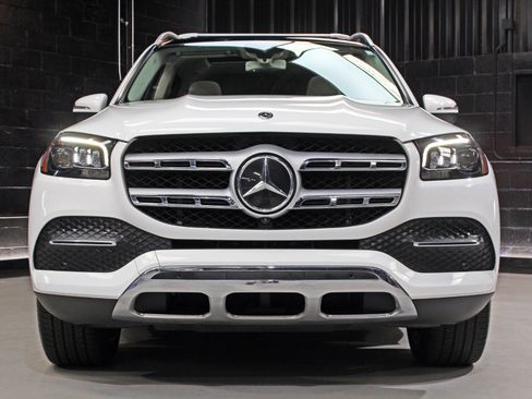 Used 2020 Mercedes-Benz GLS 450 4MATIC image 9