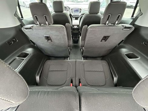 Used 2017 GMC Acadia SLE w/ Driver Alert Package I image 16