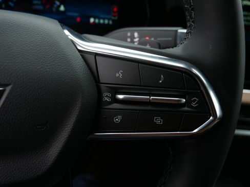 New 2026 Chevrolet Equinox ACTIV w/ Safety and Technology Package image 10