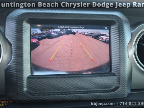 Used 2023 Jeep Wrangler Sport image 24