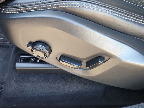 Used 2022 Volvo XC90 T6 Inscription w/ Advanced Package image 26