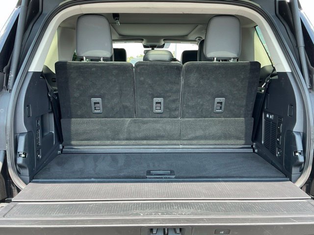 Used 2025 Ford Expedition Active AWD/4WD image 21