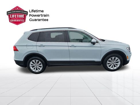 Used 2019 Volkswagen Tiguan SE w/ Panoramic Sunroof Package FWD image 6