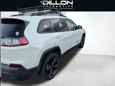 Used 2019 Jeep Cherokee Latitude Plus FWD image 4
