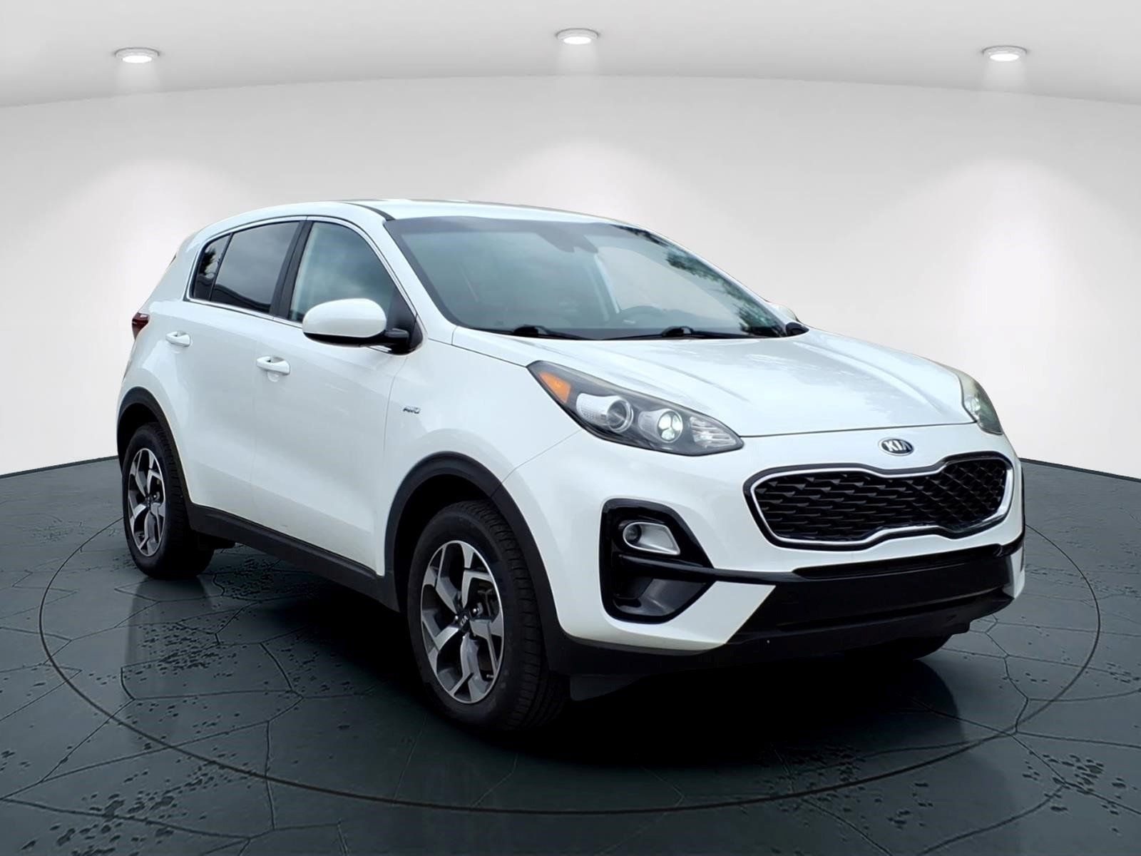 Used 2020 Kia Sportage LX AWD/4WD image 1