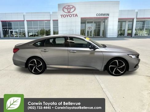 Used 2022 Honda Accord Sport image 6