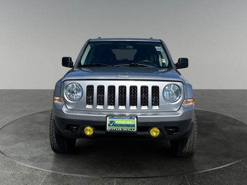 Used 2015 Jeep Patriot Sport w/ Power Value Group AWD/4WD image 2