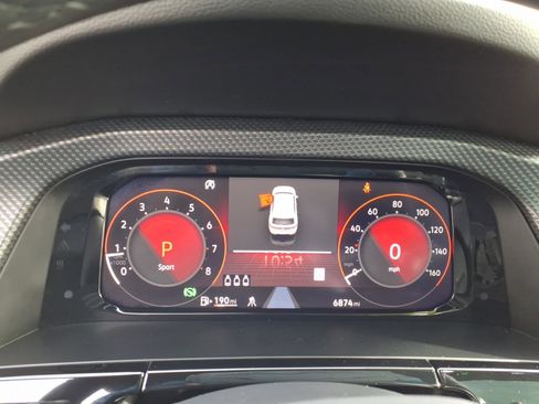 Used 2025 Volkswagen Atlas Cross Sport SEL Premium R-Line image 16