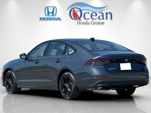 New 2025 Honda Accord SE image 3
