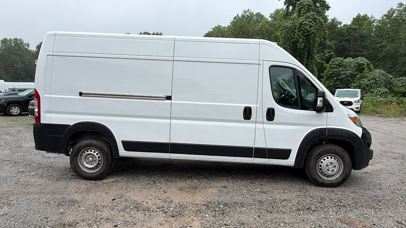 Used 2024 RAM ProMaster 2500 w/ Convenience Group FWD image 7