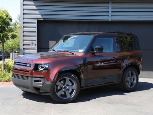 New 2026 Land Rover Defender 90 X-Dynamic SE AWD/4WD image 1