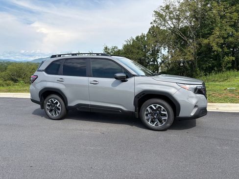 New 2026 Subaru Forester Premium AWD/4WD image 7