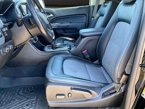 Used 2020 Chevrolet Colorado Z71 image 24