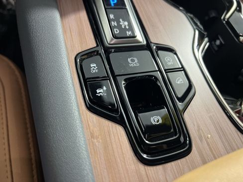 Used 2023 Lexus RX 350 Premium w/ Accessory Package AWD/4WD image 32