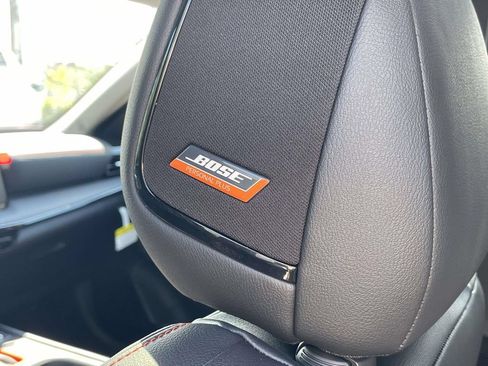 New 2026 Nissan Kicks SR w/ SR Premium Package FWD image 10