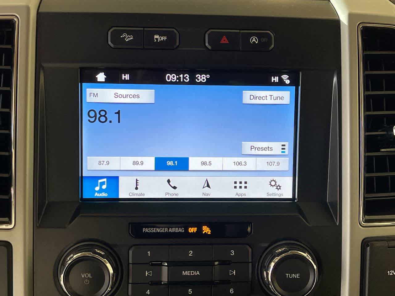Used 2018 Ford F150 Lariat AWD/4WD image 16