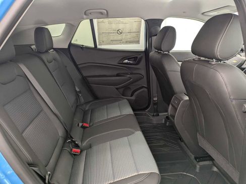 New 2026 Chevrolet Trax LT w/ Driver Confidence Package FWD image 21