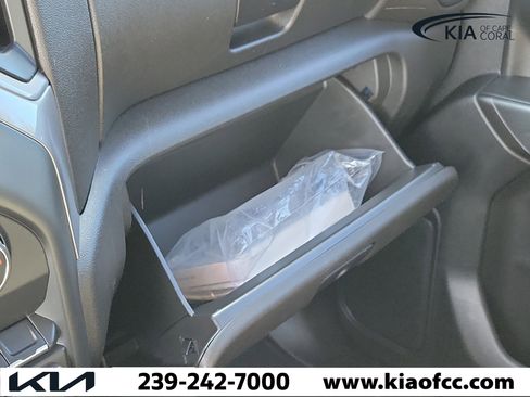 Used 2021 Chevrolet Silverado 1500 Custom image 30