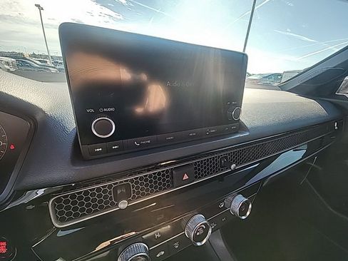 Used 2025 Honda Civic Sport image 18