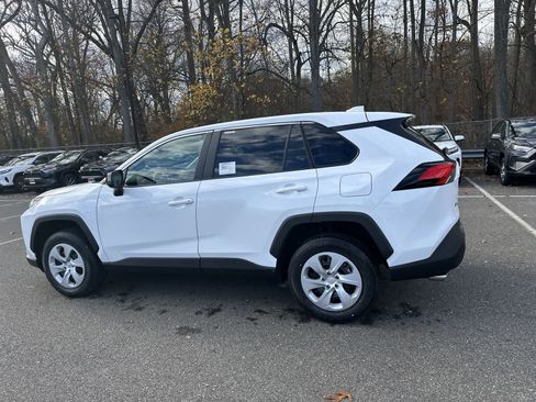 Used 2025 Toyota RAV4 LE image 10