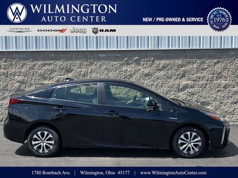 Used 2022 Toyota Prius XLE w/ Advanced Technology Package AWD/4WD image 1