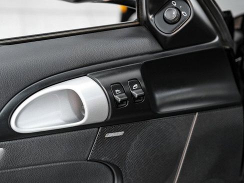 Used 2010 Porsche Cayman S image 32