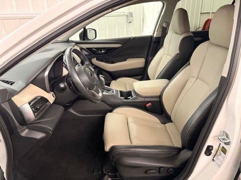 Used 2022 Subaru Outback Limited image 5