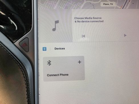 Used 2018 Tesla Model X 75D image 24