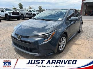 Used 2025 Toyota Corolla LE w/ Convenience Package FWD video 1