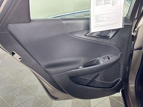 Used 2023 Chevrolet Malibu LT image 18