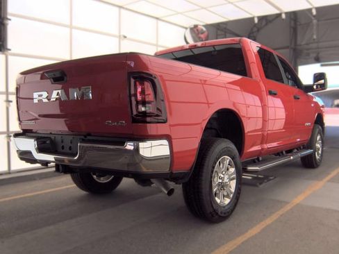 Used 2026 RAM 2500 Big Horn AWD/4WD image 6