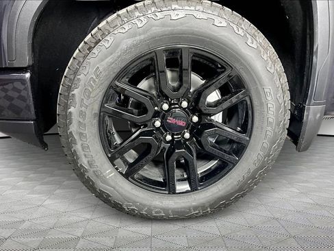 New 2026 GMC Sierra 1500 Elevation image 13