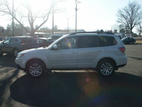 Used 2012 Subaru Forester 2.5X Premium w/ All-Weather Pkg image 2