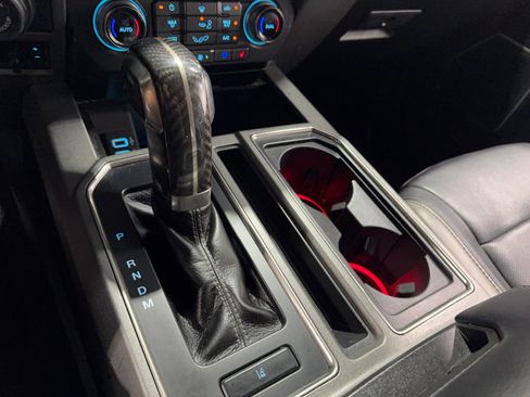 Used 2017 Ford F150 Raptor w/ Equipment Group 802A Luxury image 43