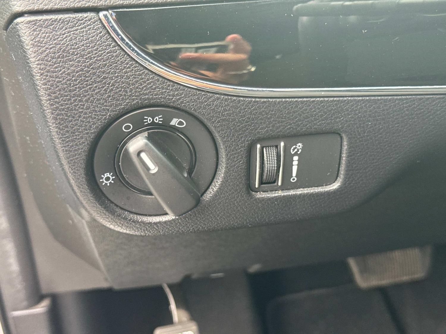 Used 2017 Dodge Grand Caravan SE FWD image 26