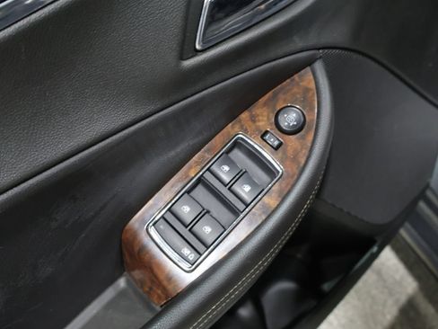Used 2014 Chevrolet Impala LT w/ Premium Seating Package FWD image 14