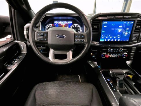 Certified 2022 Ford F150 XLT w/ Equipment Group 302A High image 5