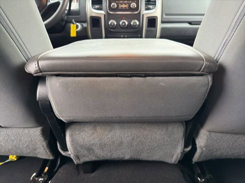 Used 2013 RAM 1500 Classic SLT image 20