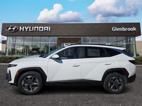 New 2026 Hyundai Tucson SEL image 1