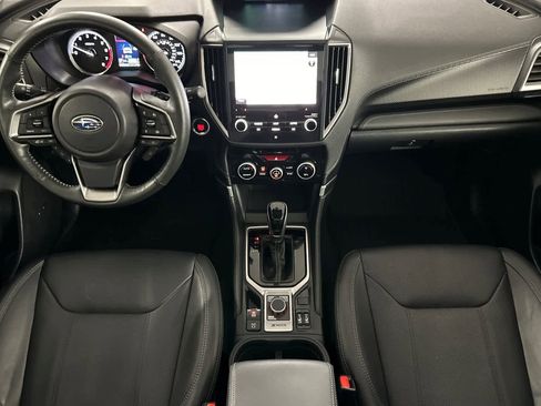 Used 2022 Subaru Forester Touring image 3