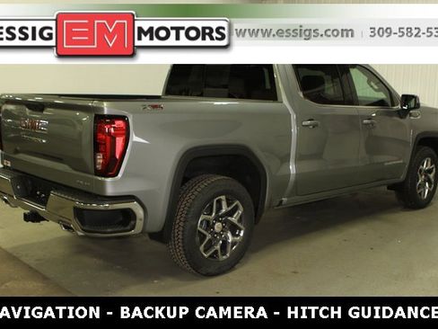 New 2025 GMC Sierra 1500 SLE w/ X31 Off-Road Package image 32