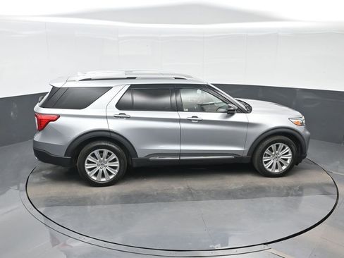 Used 2020 Ford Explorer Limited w/ Class III Trailer Tow Package AWD/4WD image 22