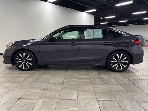 Used 2022 Honda Civic EX-L image 4